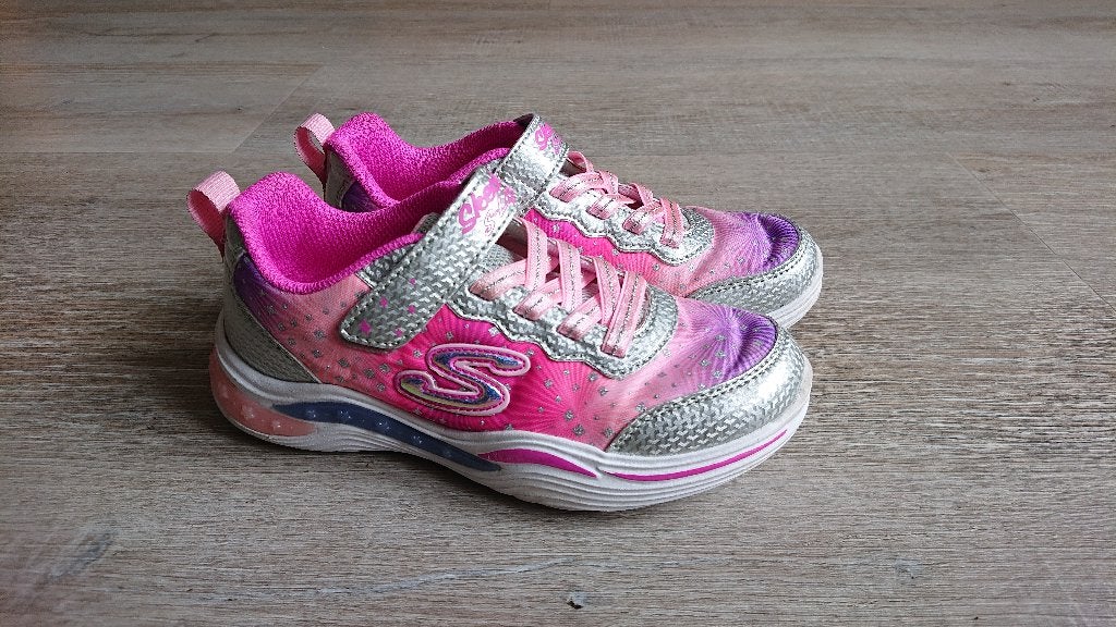 Nieuwe Skechers sneakers (maat 31), Meisje, Schoenen, Nieuw, Skechers
