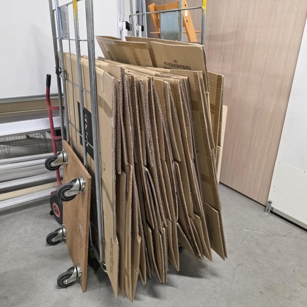 17 x stevige grote  kartonnen dozen / verhuisdozen, Ophalen, 40 tot 60 cm, 50 tot 75 cm, Minder dan 35 cm