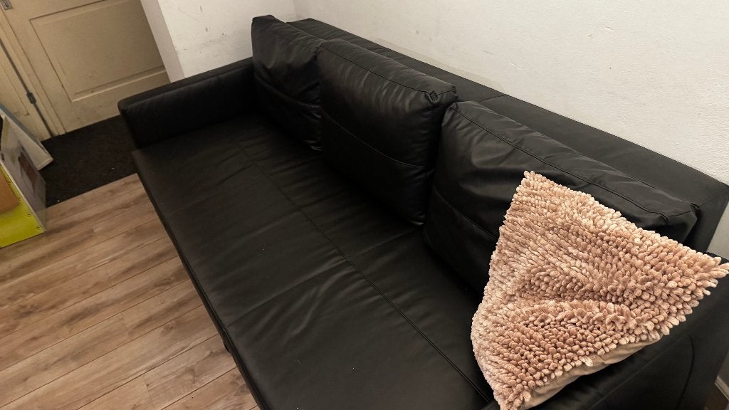 2 pers slaapbank zwart (3-zits) IKEA FRIHETEN, Ophalen, Gebruikt, Zwart, Tweepersoons