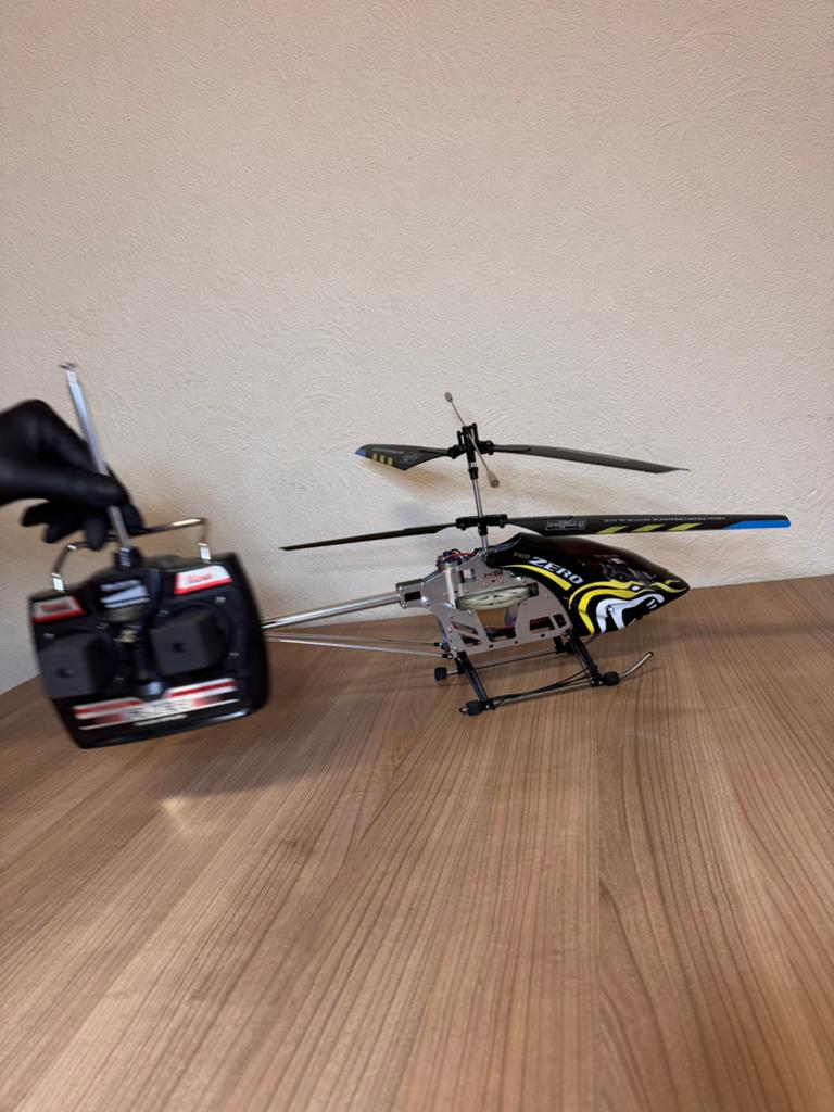 Helicopter zero pro 8, Ophalen of Verzenden, Zo goed als nieuw