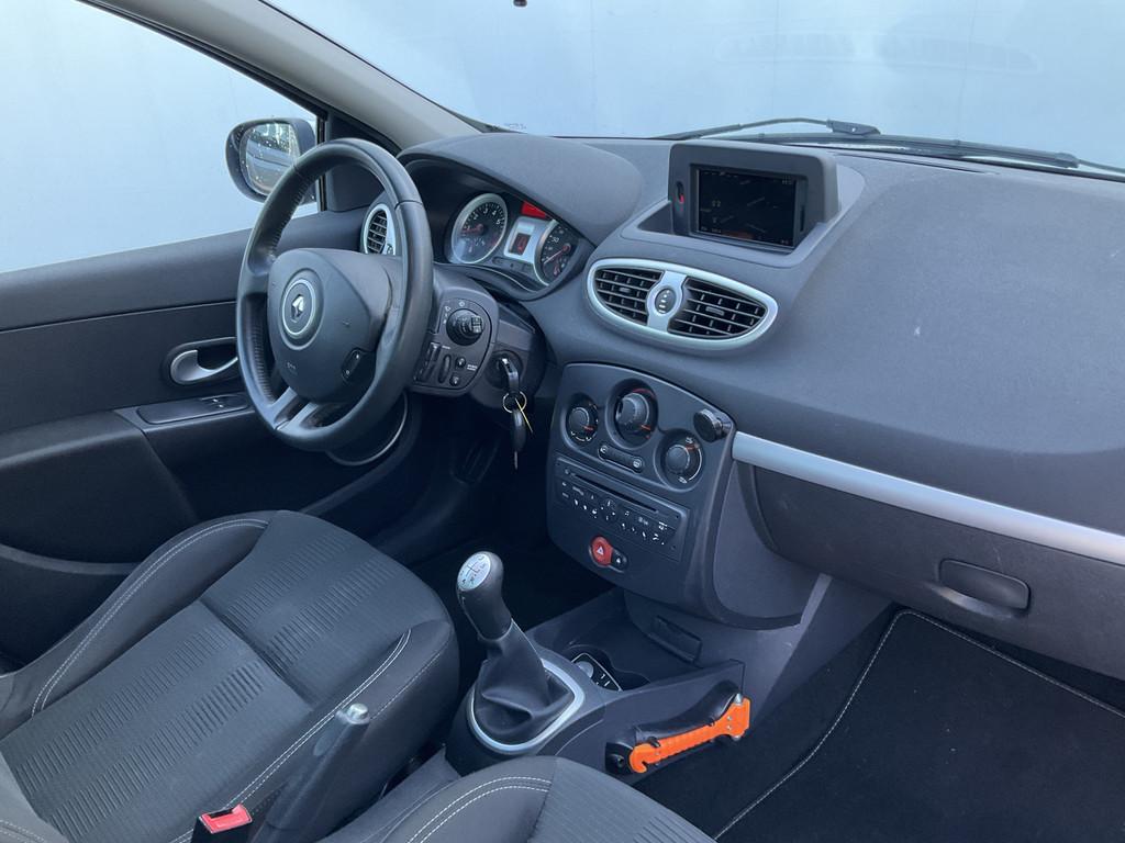 Renault Clio Estate 1.2 TCE Collection Airco Cruise Navi Vol, Voorwielaandrijving, Euro 5, 4 cilinders, 1095 kg