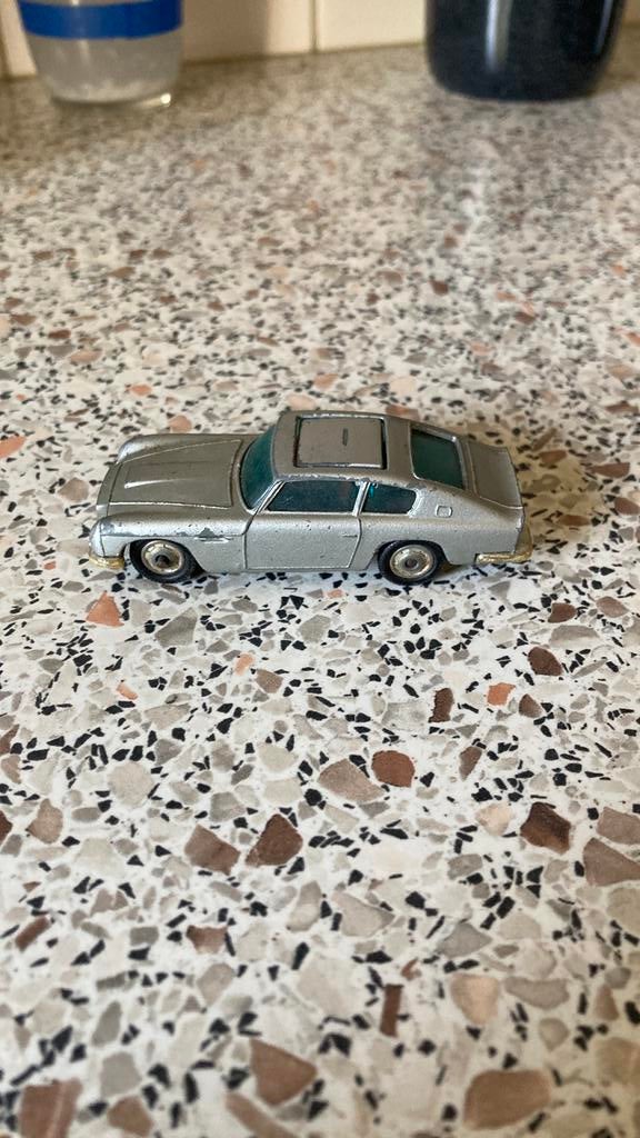 Te koop Aston martin van James bond, Ophalen
