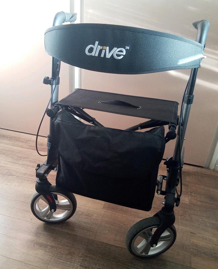 Rollator lichtgewicht inklapbaar merk Drive, Diversen, Rollators, Ophalen, Lichtgewicht