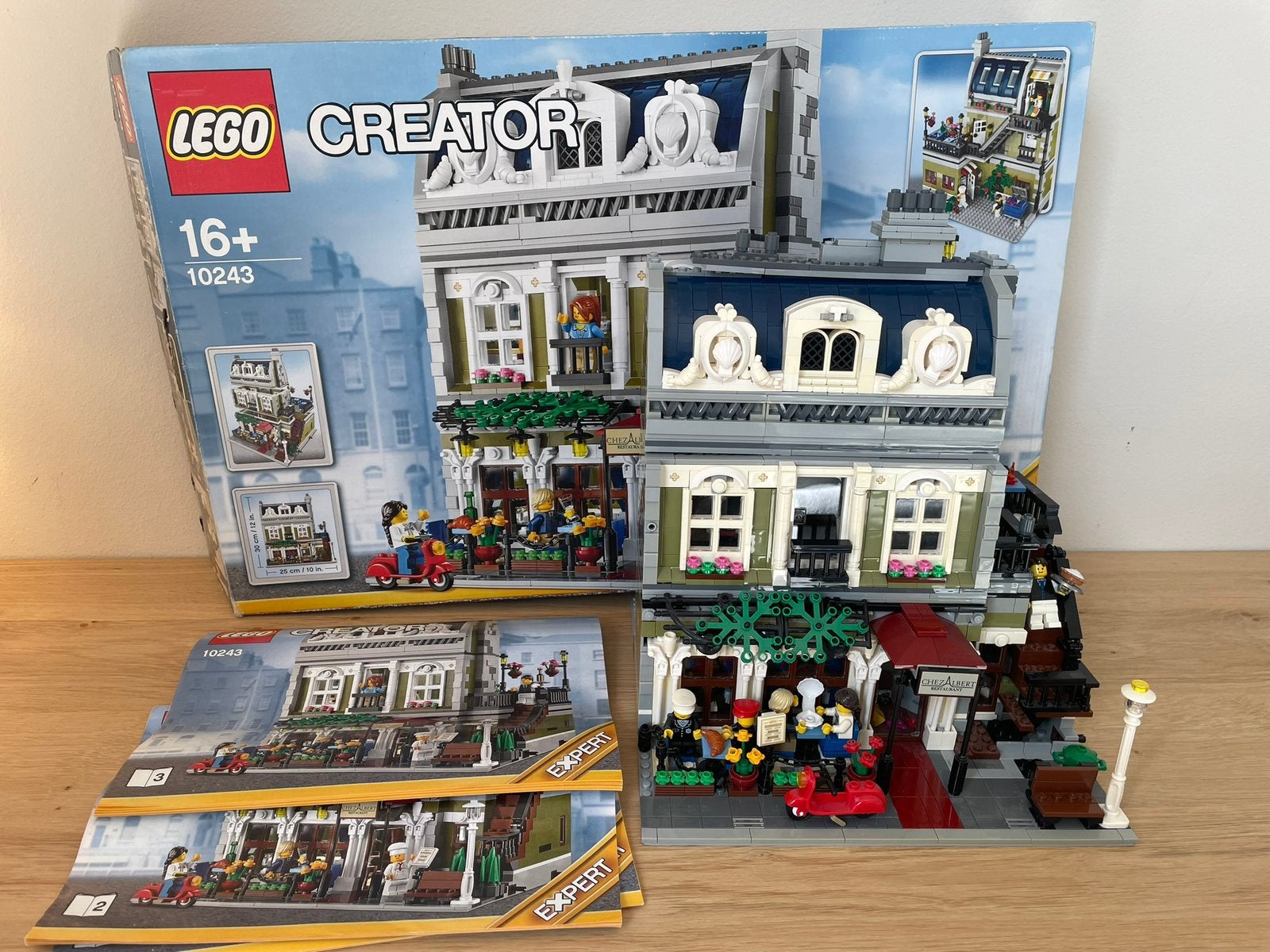 Parijse Restaurant LEGO (10243), Ophalen of Verzenden, Zo goed als nieuw