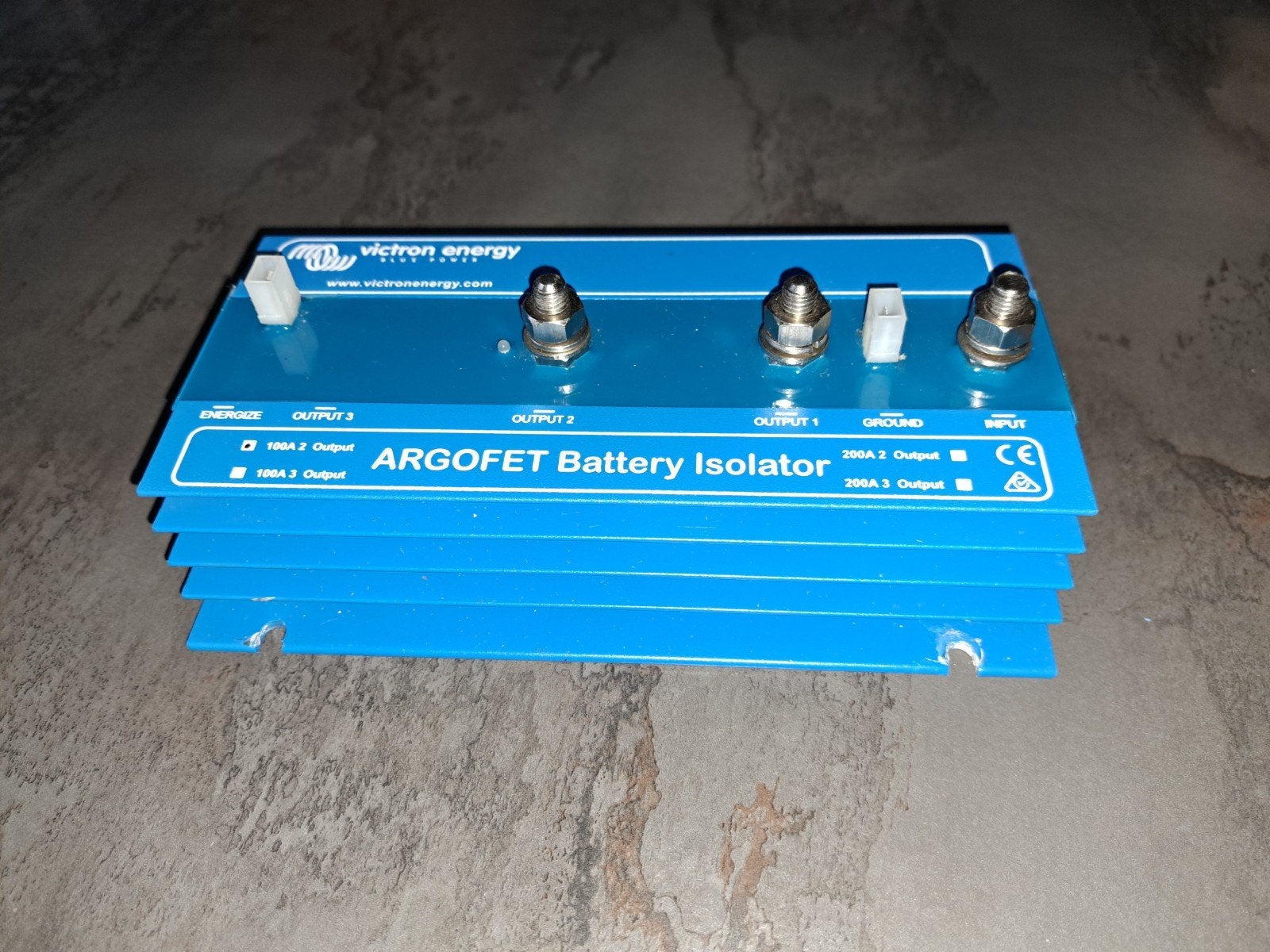 Victron Energy ARGOFET Battery Isolator 200A-3, Ophalen, Gebruikt