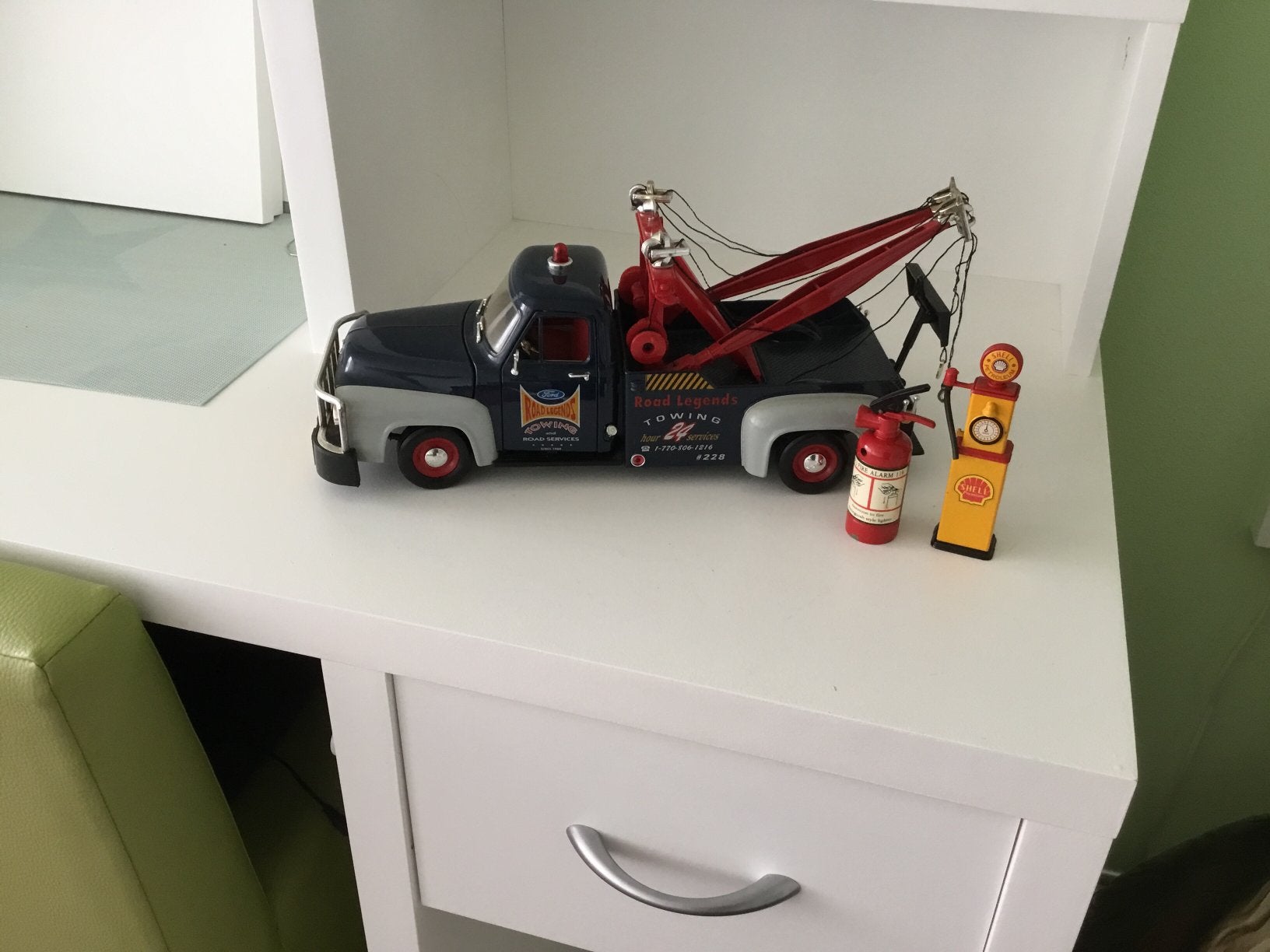 Model auto Ford F-100 tow truck, Hobby en Vrije tijd, Ophalen of Verzenden, Zo goed als nieuw, Auto, Overige merken
