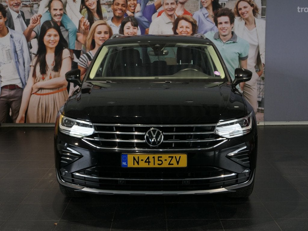 Volkswagen Tiguan 1.5 TSI Elegance - Trekhaak - Dodehoek - D, 1441 kg, 4 cilinders, 150 pk, Alcantara