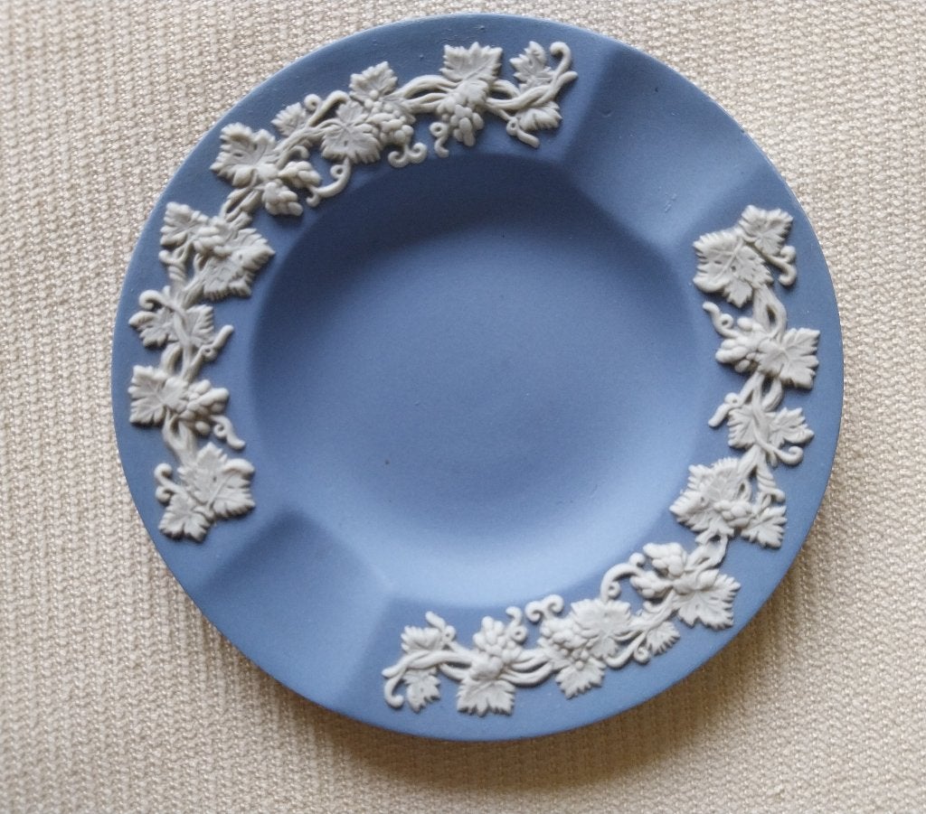 Wedgwood asbakje, Antiek en Kunst, Antiek | Keramiek en Aardewerk, Ophalen of Verzenden