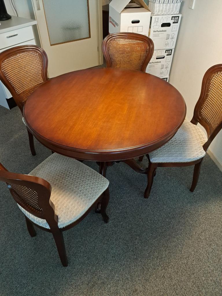 Eetkamer tafel met 4 stoelen, Antiek en Kunst, Ophalen