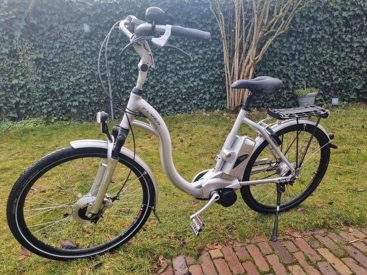 Flyer e-bike frame maat 51 lage instap, Fietsen en Brommers, Overige merken, Versnellingen, Ophalen of Verzenden, Zo goed als nieuw