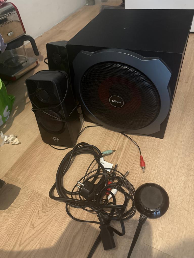 Trust subwoofer, Ophalen of Verzenden, Zo goed als nieuw