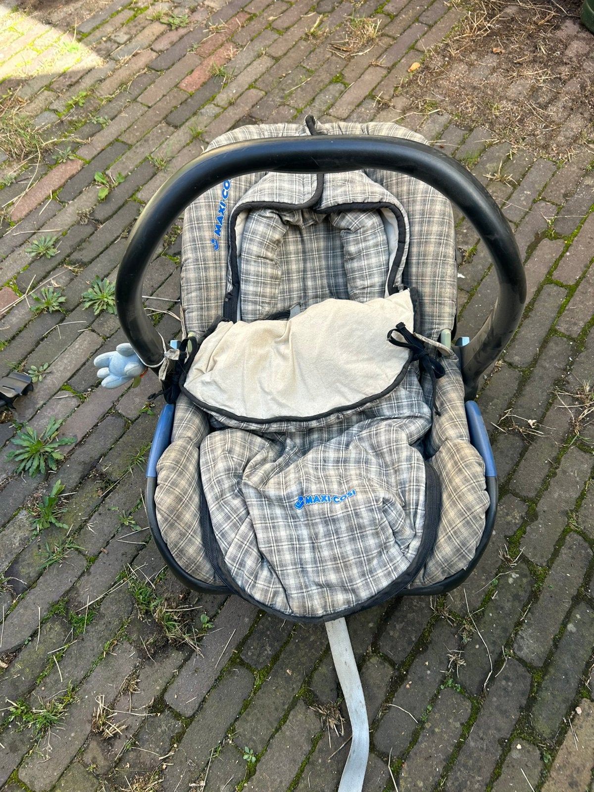 Neutrale maxi cosi, Ophalen, Zo goed als nieuw