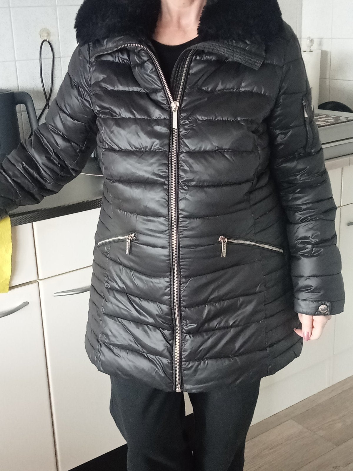 dames winterjas Michael Kors maat L., Ophalen, Zo goed als nieuw, Maat 38/40 (M), Zwart