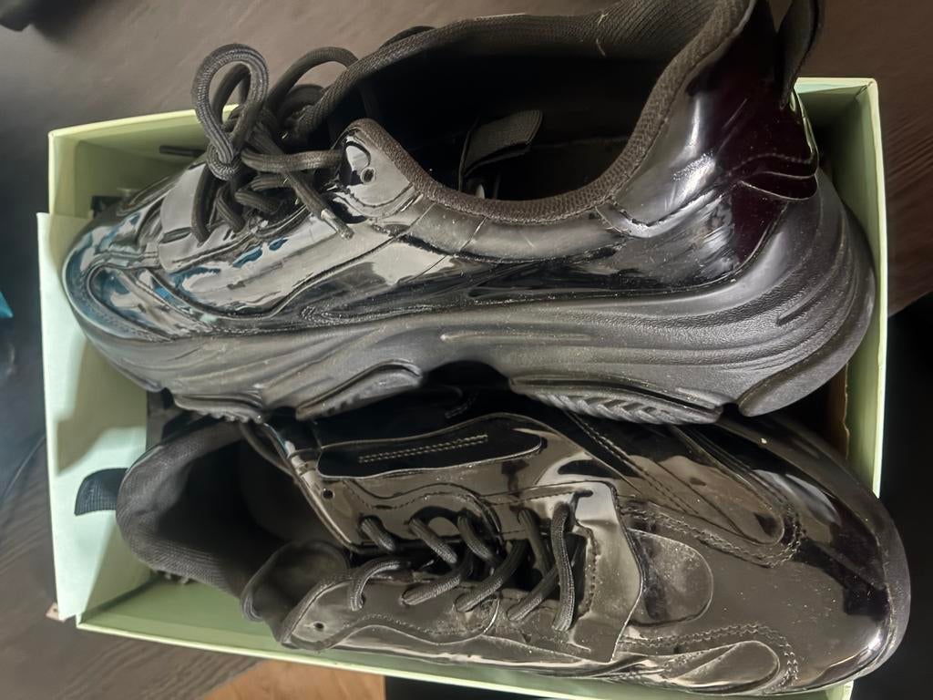 Steve Madden zwarte lak sneakers, Ophalen of Verzenden, Zo goed als nieuw, Zwart, Sneakers of Gympen