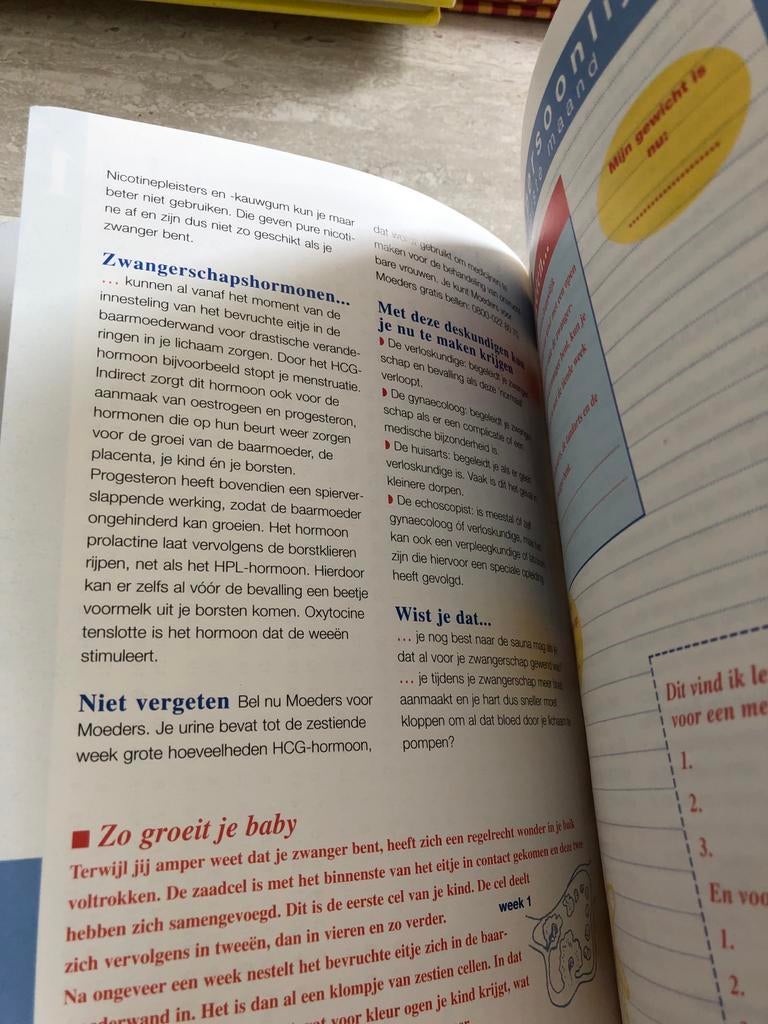 Babyboekje Ouders van Nu - Zwangerschap en eerste jaar, Ophalen of Verzenden, Gelezen, Zwangerschap en Bevalling