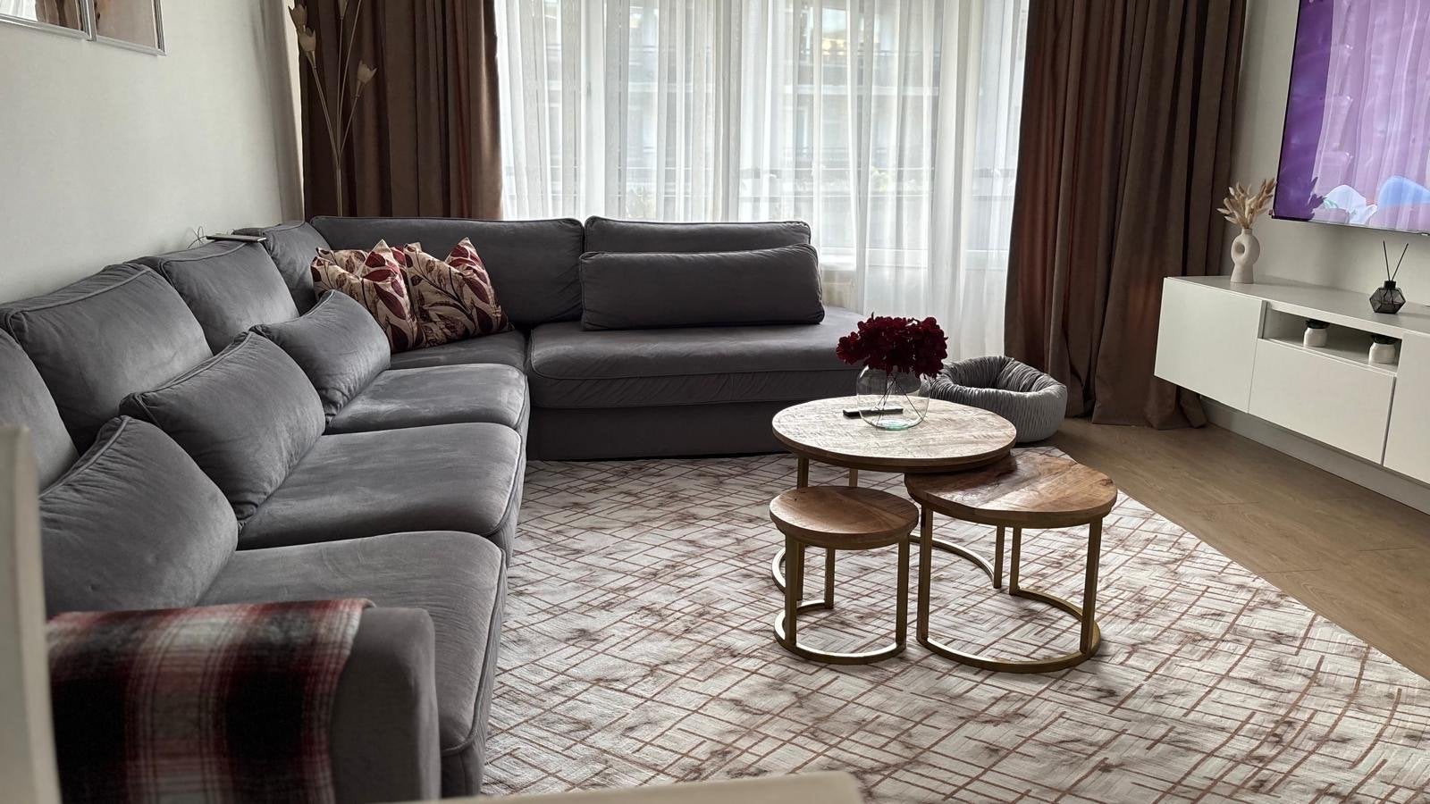 Grijze Hoekbank met Salontafel Set, Huis en Inrichting, Ophalen, Hoekbank, 300 cm of meer, Zo goed als nieuw