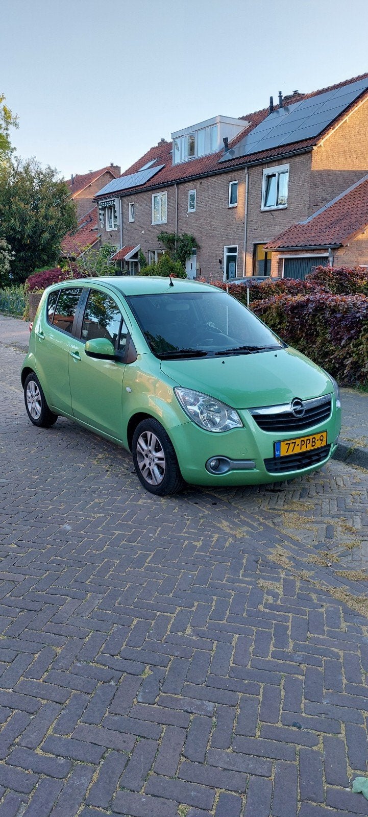 Opel Agila 1.2 16V 69KW 2011 Groen, Auto's, Opel, Voorwielaandrijving, 40 €/maand, 4 cilinders, 965 kg