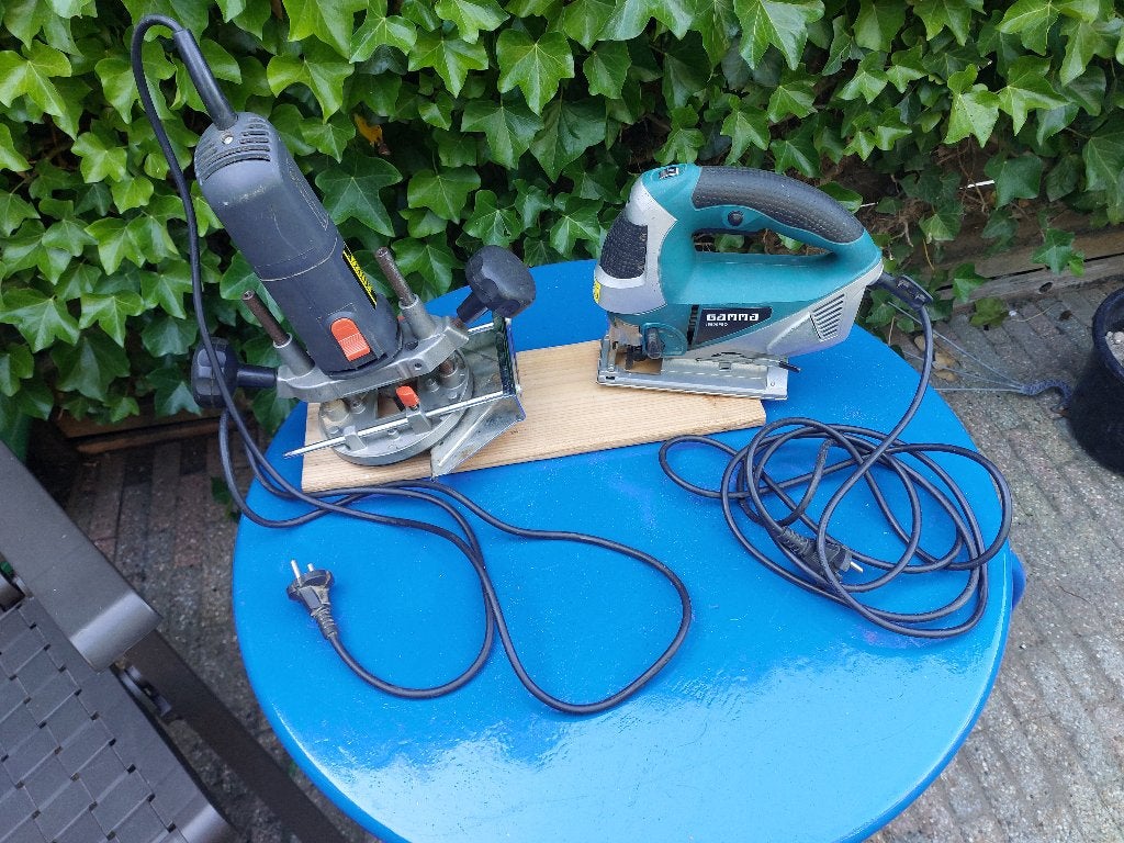 machine decoupeer  en freesmachine, Ophalen of Verzenden, Zo goed als nieuw, Overige typen, Overige merken