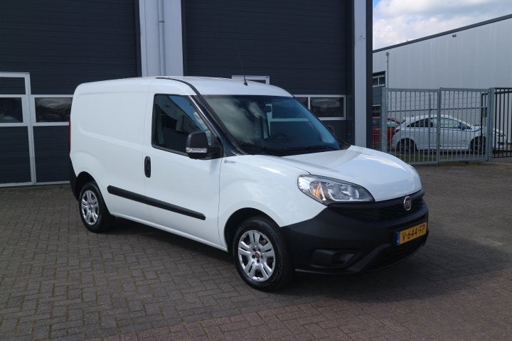 Fiat Dobló Cargo 1.3 MJ L1H1 (bj 2017), Auto's, Voorwielaandrijving, Stof, Gebruikt, Wit