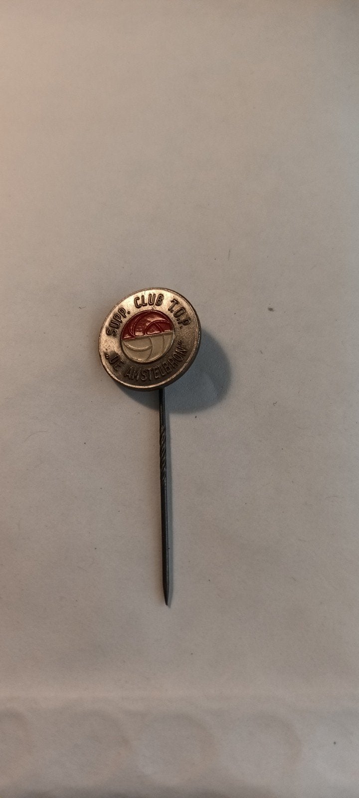 Vintage Supp. Club T.O.P. Amsterdam Speldje, Ophalen of Verzenden, Gebruikt, Sport, Speldje of Pin
