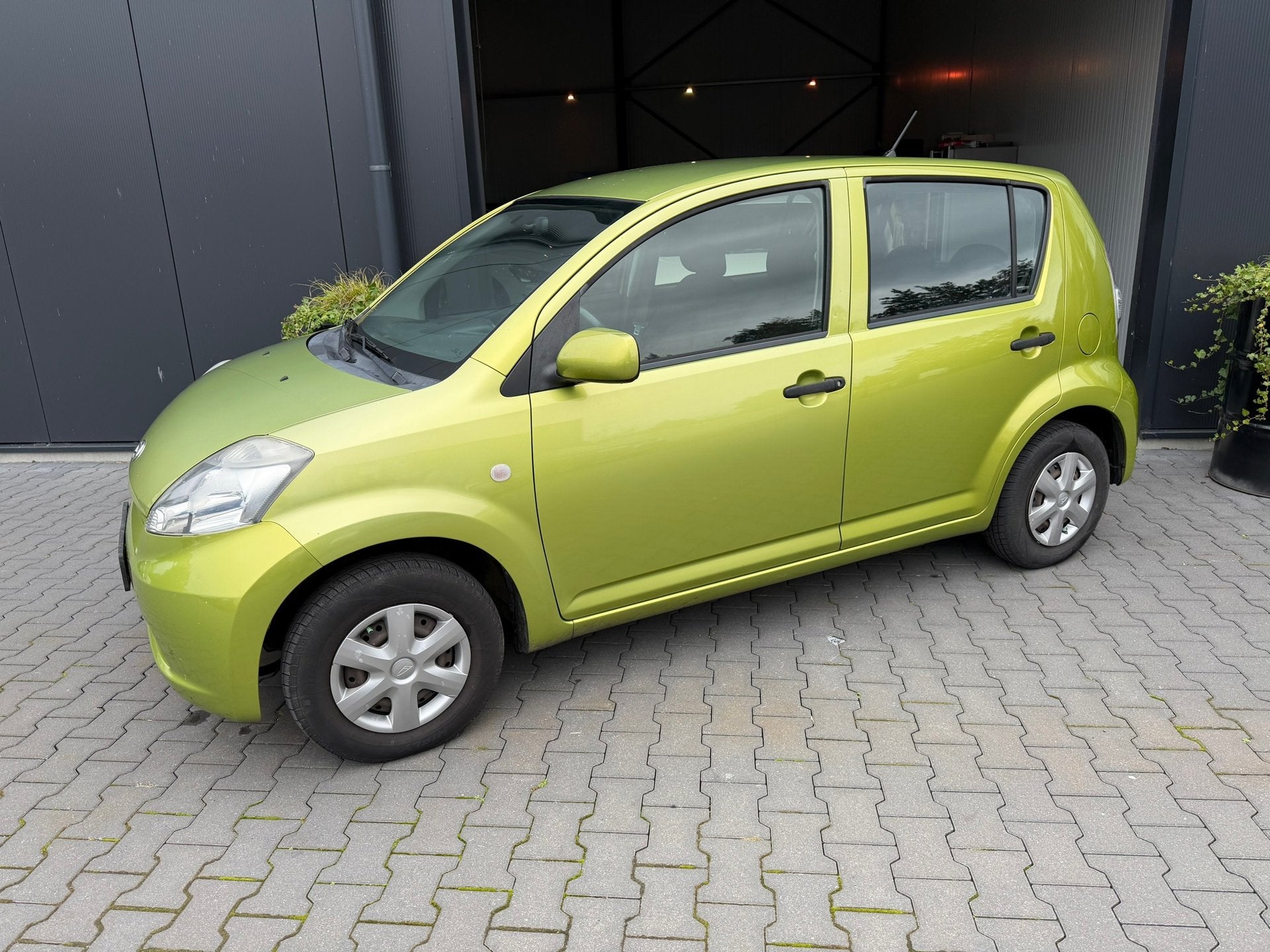 Daihatsu Sirion 2 1.0-12V Trend, Auto's, Voorwielaandrijving, Stof, Bedrijf, Handgeschakeld
