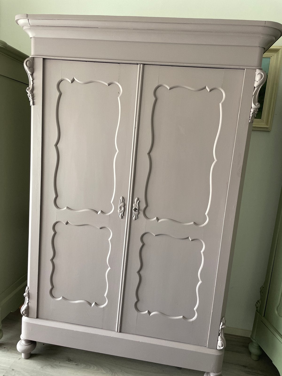 Antieke linnenkast, lavendelkleurig, brocante stijl, Ophalen