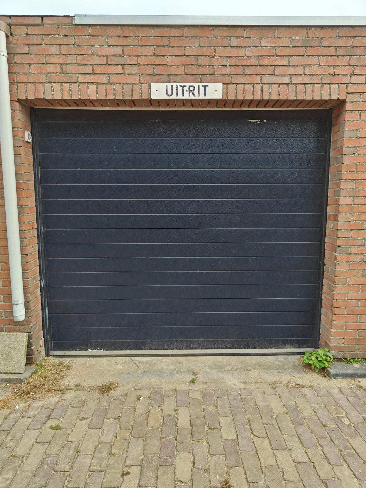 Geïsoleerde sectionaal garagedeur 245x205-210 cm, Ophalen, 120 cm of meer, Garagedeur, 200 tot 215 cm