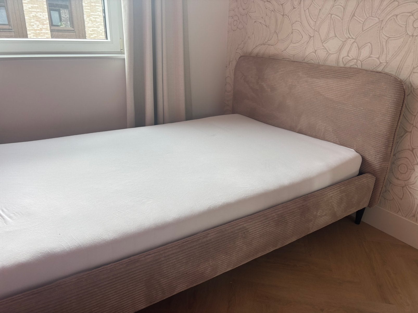 Bed twijfelaar 120x200 taupe zachte stof, Ophalen, Zo goed als nieuw, Twijfelaar, 120 cm