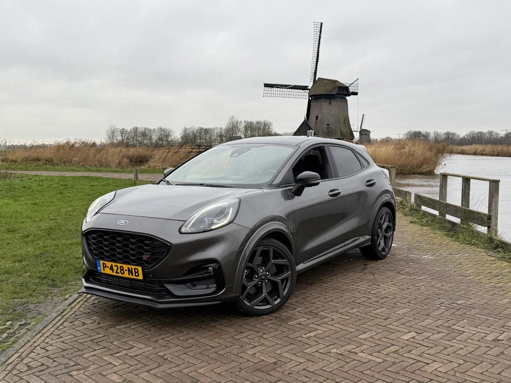 Ford Puma 1.5 EcoBoost ST I 200 PK I RECARO SPORTSTOELEN I W, Voorwielaandrijving, Leder en Stof, Bedrijf, Handgeschakeld