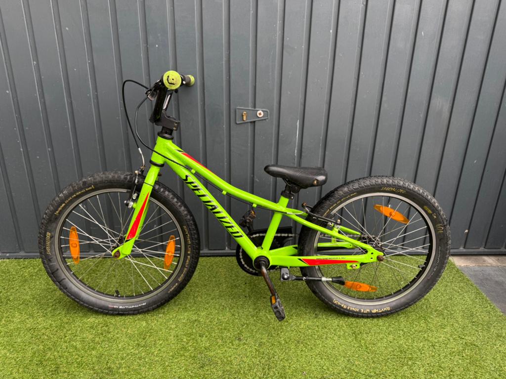 Specialized Riprock 20 inch - Kinderfiets - MTB 💚❤️, Velgrem, Ophalen of Verzenden, 20 inch, Handrem