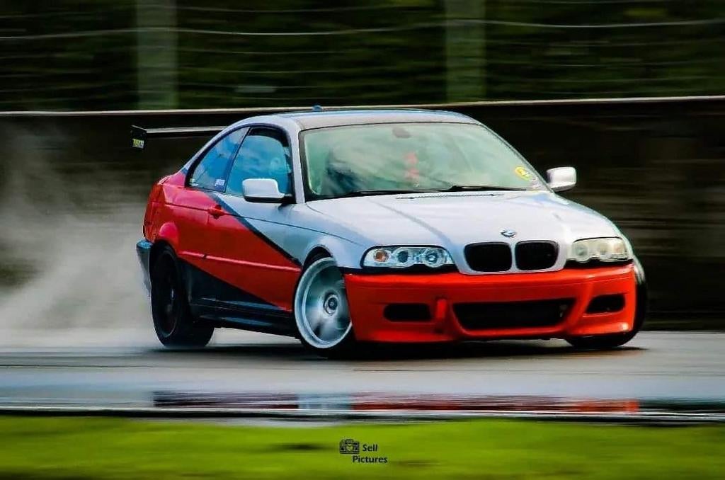 BMW 3-Serie e46 drift  325ci, Auto's, BMW, Particulier, 3-Serie, Benzine, D, Coupé, Handgeschakeld, Origineel Nederlands, Zilver of Grijs