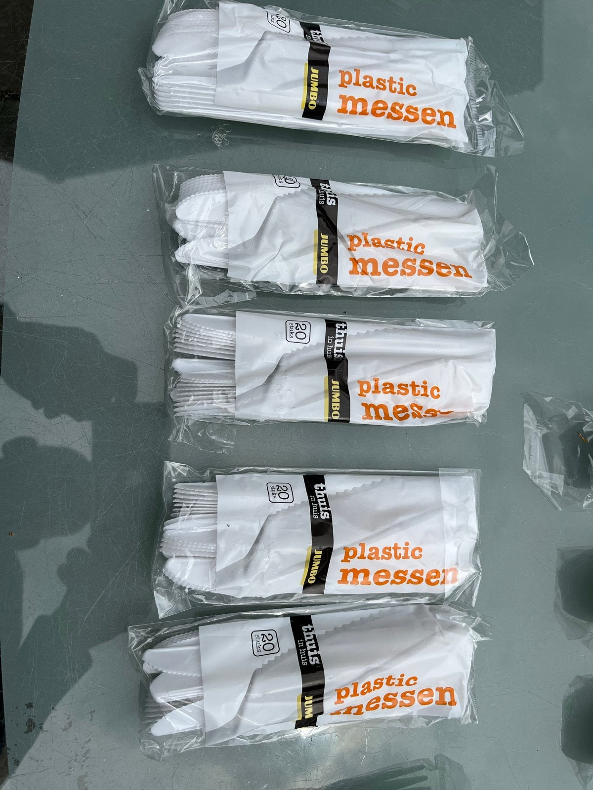 Grote partij plastic bestek: messen, lepels, vorken, Overige typen, Kunststof, Nieuw, Ophalen of Verzenden
