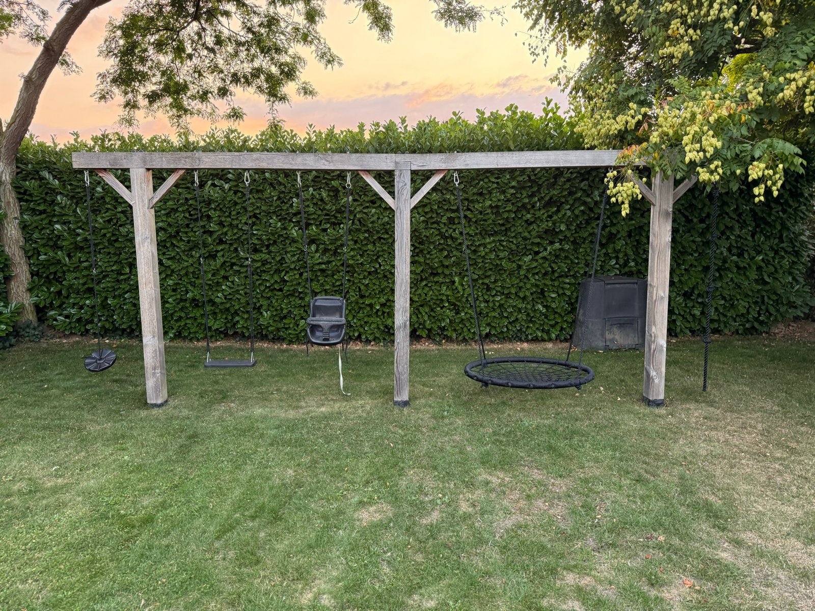 Houten schommel met diverse zitjes, Ophalen, Gebruikt, Schommel