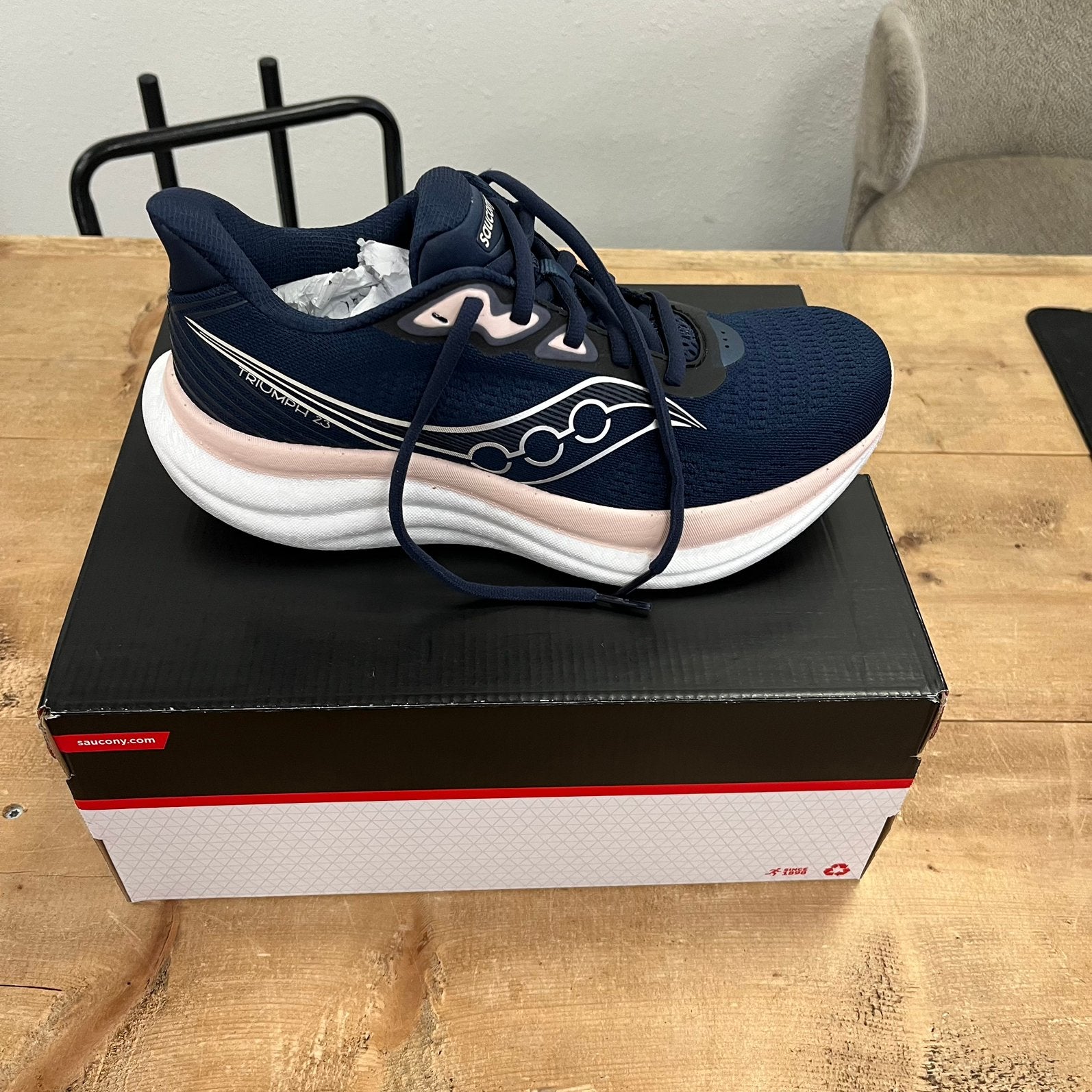 Saucony W Triumph 23 / 38½, Hardloopschoenen, Nieuw, Hardlopen, Saucony