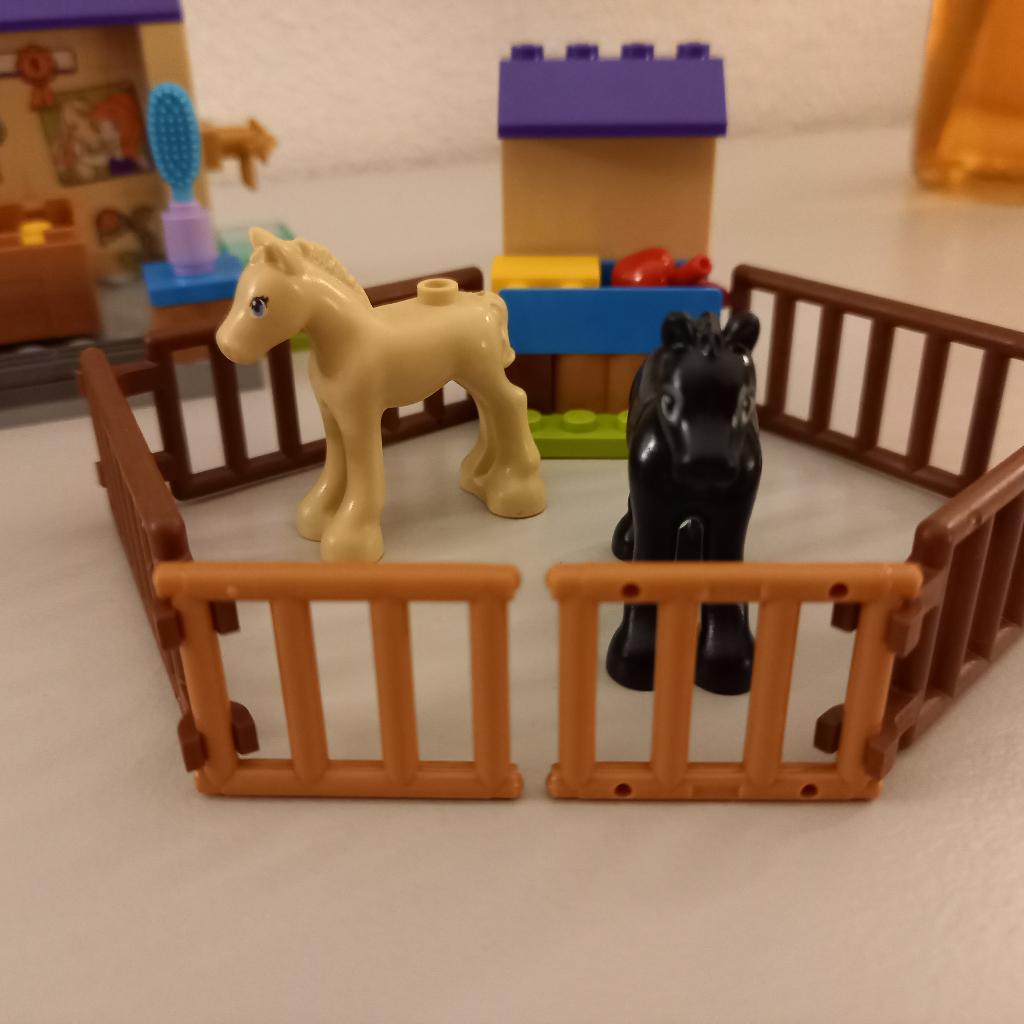 Playmobil Mia's paardenstal 41361, Ophalen of Verzenden, Zo goed als nieuw, Complete set