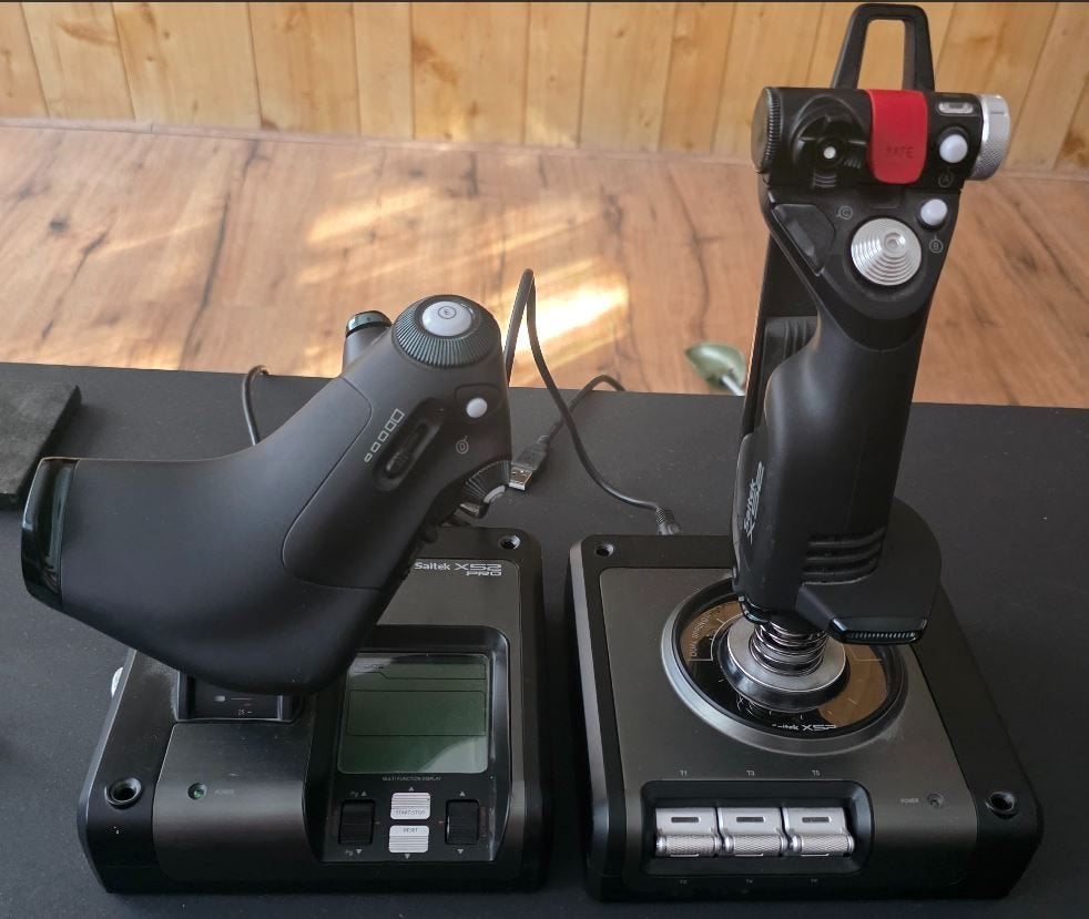Saitek X52 PRO, Ophalen, Gebruikt, Logitech