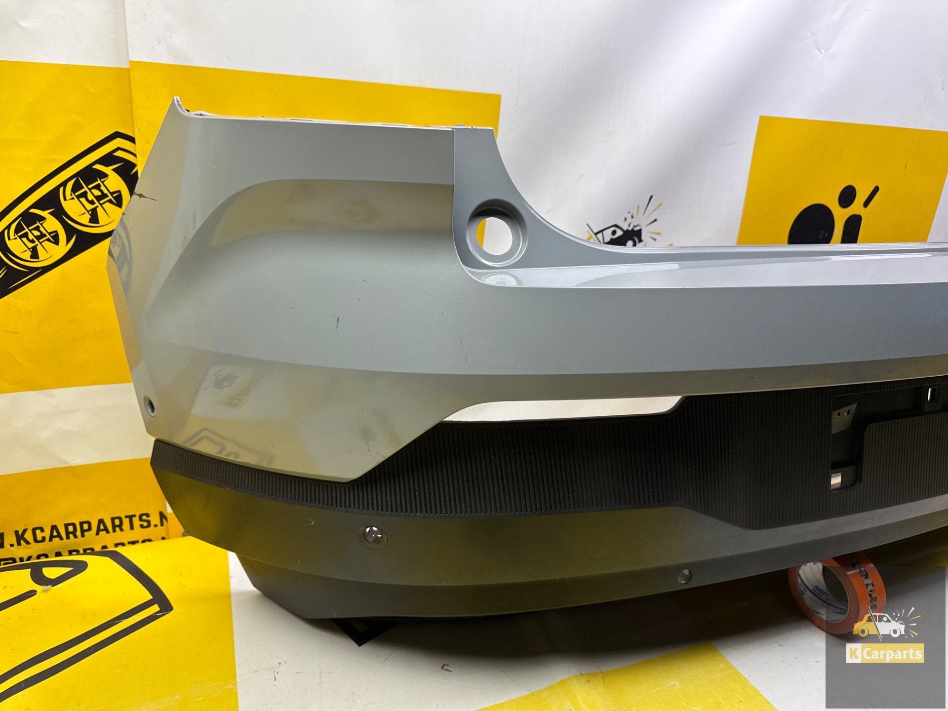 Volvo EX30 2023+ achterbumper origineel 31345662 bumper, Gebruikt, Gunnar Engellaus vag 8
405 31  Gothenburg, SE, Info@volvocars.com