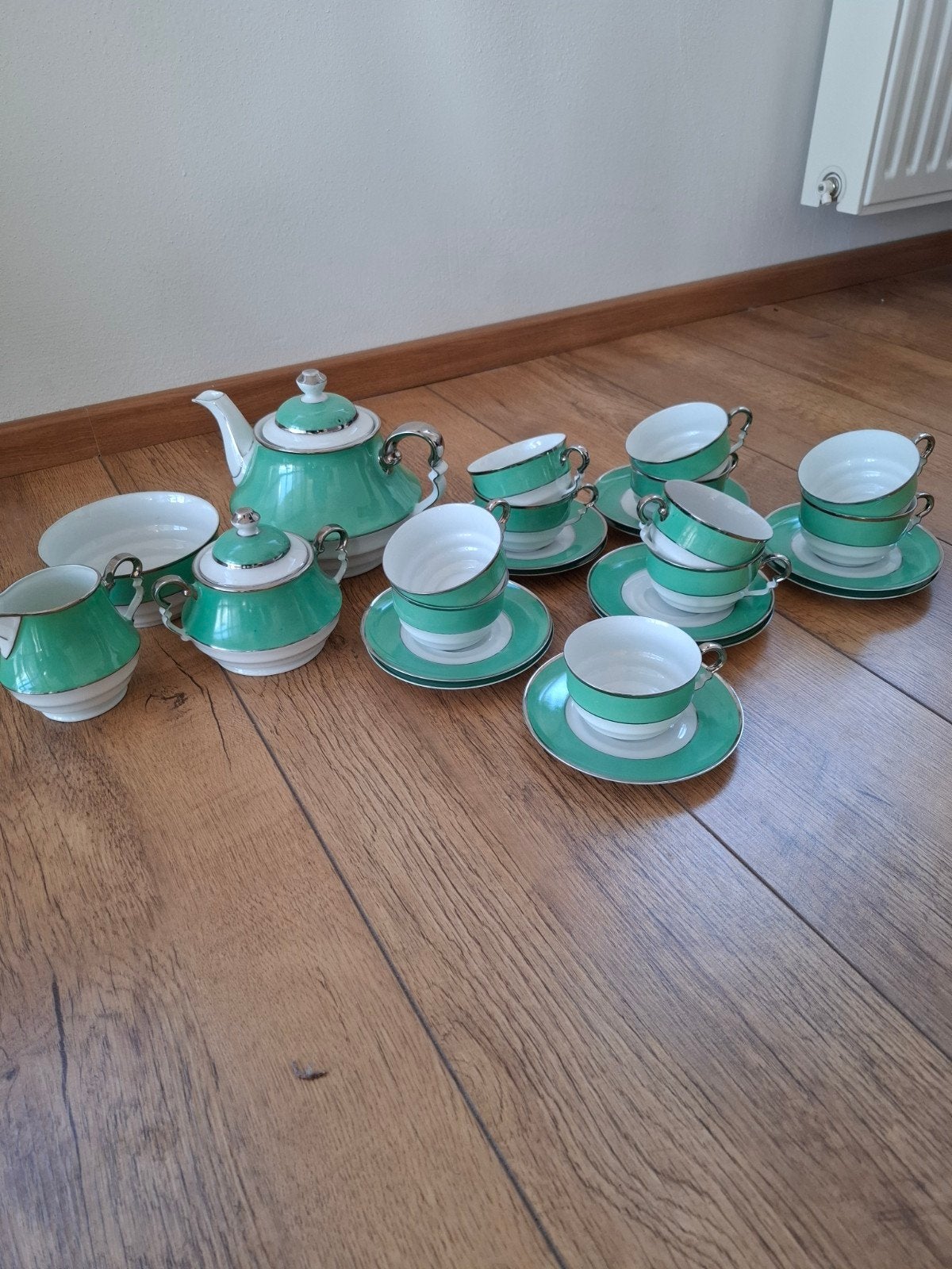 Art-deco Victoria Schmidt & co -  theeservies - Mintgroe, Ophalen