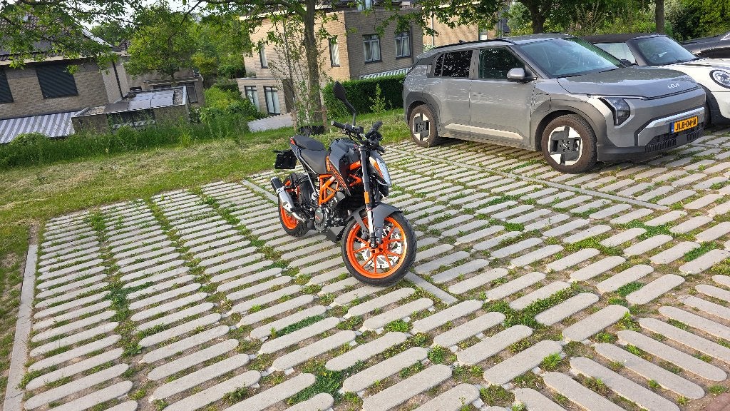 KTM Duke 125, Motoren, LED Verlichting, Nieuw, Particulier, 125 cc
