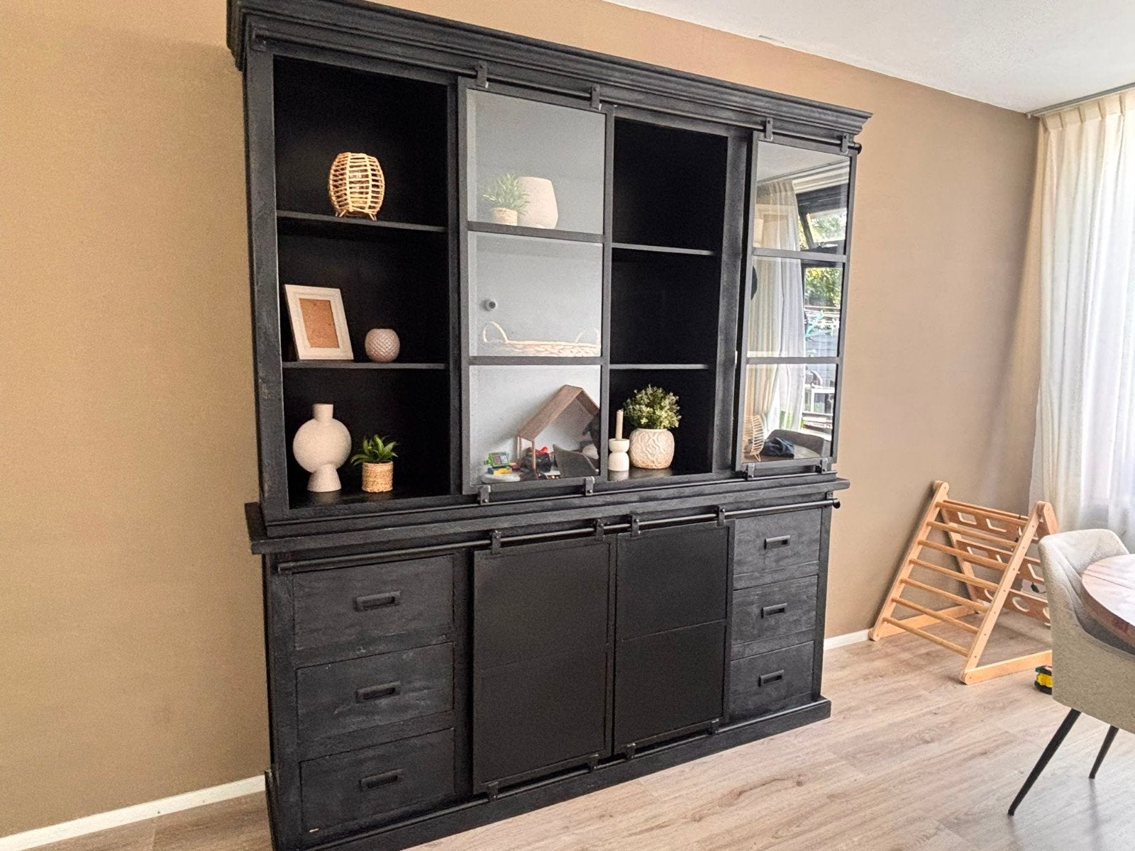 Mangohouten Buffetkast  Zwart, Huis en Inrichting, Kasten | Buffetkasten, Ophalen, Met deur(en), Modern, Industrieel, 200 cm of meer