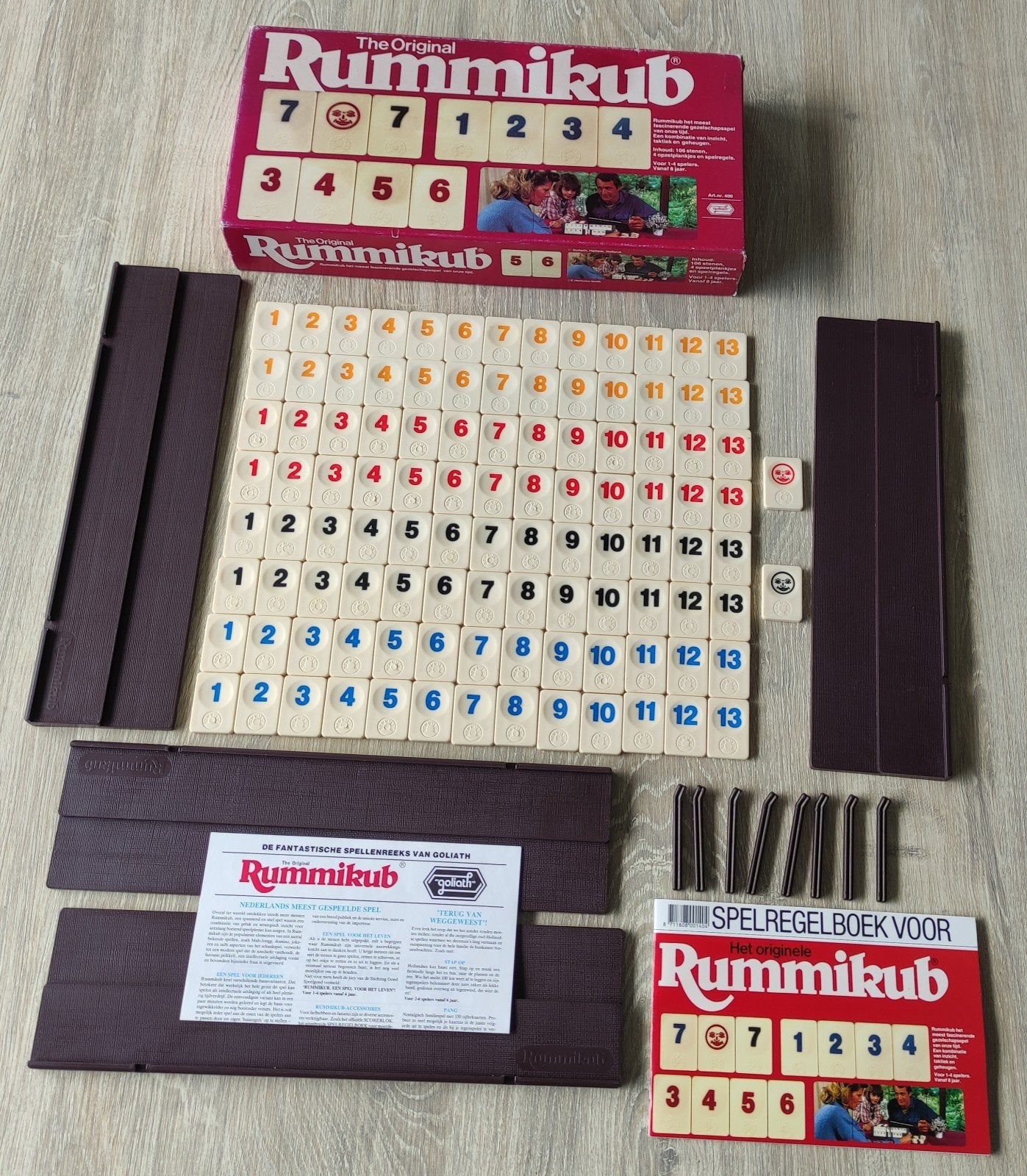 RUMMIKUB met GROTE STENEN 40 x 30 en SPELREGELSBOEK, Ophalen of Verzenden