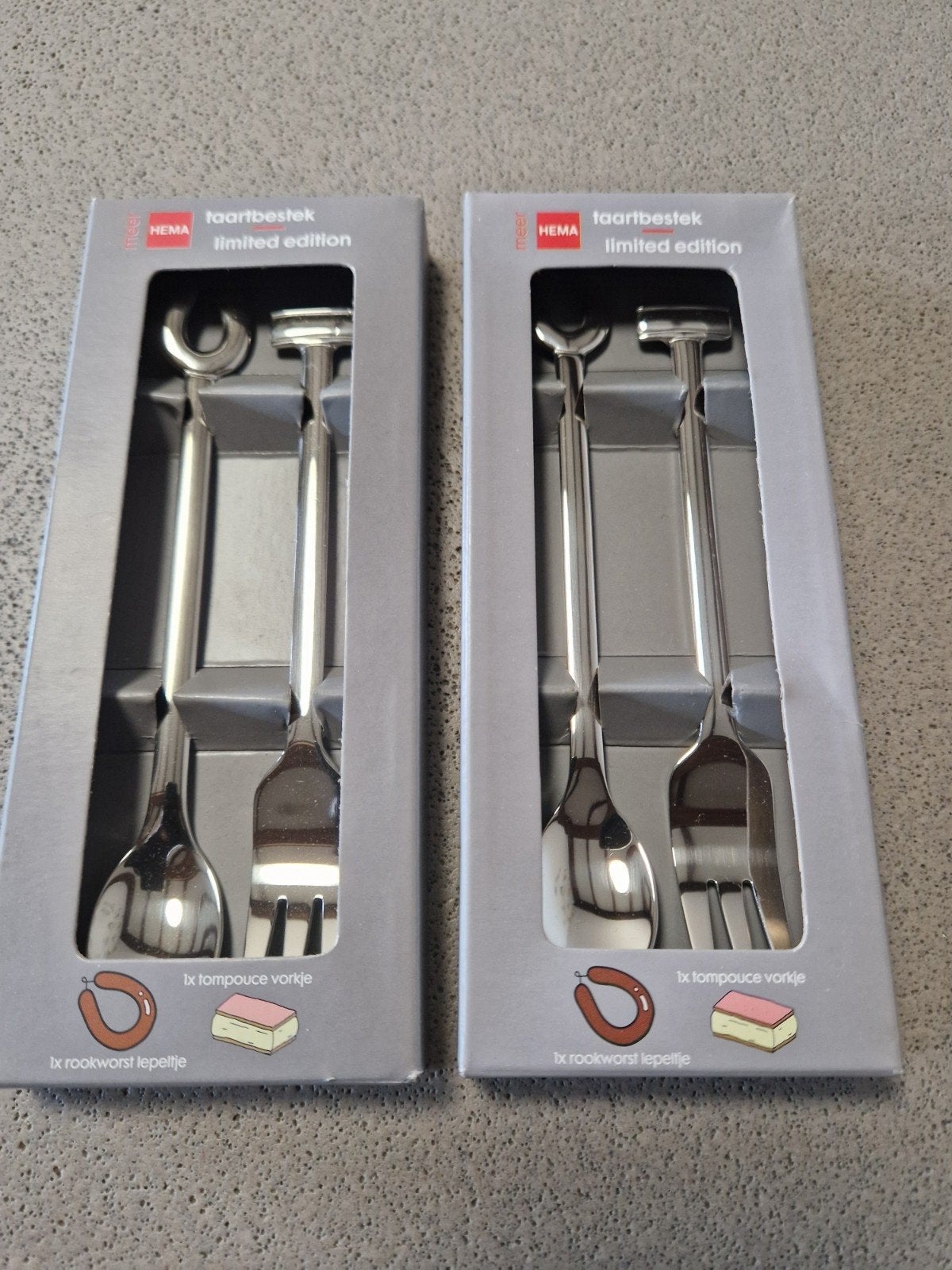 Hema taartbestek limited edition - rookworst en tompouce, Ophalen of Verzenden