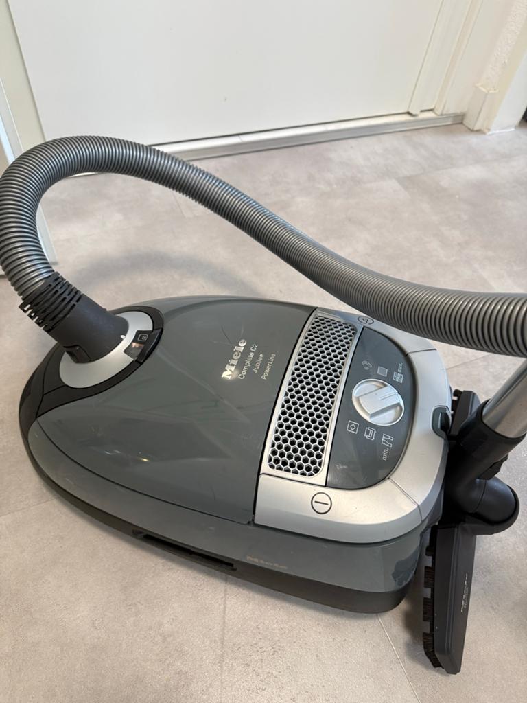 Miele Complete C2 Jubilee PowerLine Stofzuiger, Witgoed en Apparatuur, Stofzuigers, Gebruikt, Sledestofzuiger, Miele, 1600 tot 2000 watt