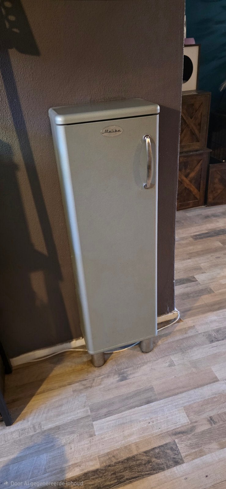 Malibu kast - Compact en in goede staat, Ophalen, Gebruikt