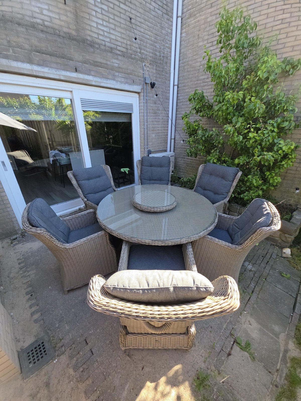 Tuinset met ronde tafel, 4 lounge- en 2 gewone stoelen, Gebruikt, 6 zitplaatsen, Ophalen of Verzenden, Wicker