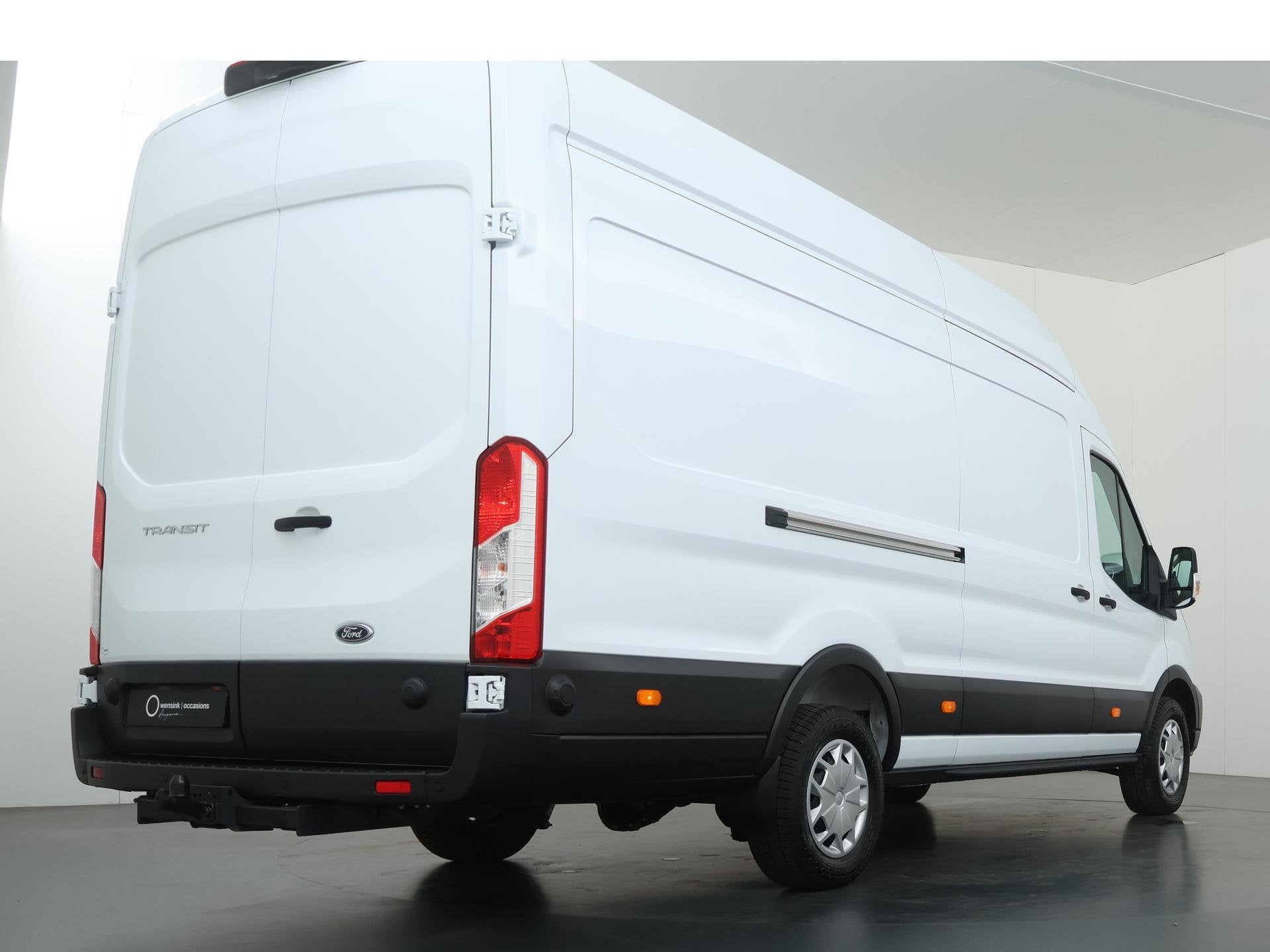Ford Transit 350 | 2.0 TDCI | L4 H3 | TREND | RWD | 2-ZITS |, Auto's, Bestelauto's, 4 cilinders, 129 pk, 2800 kg, Wit