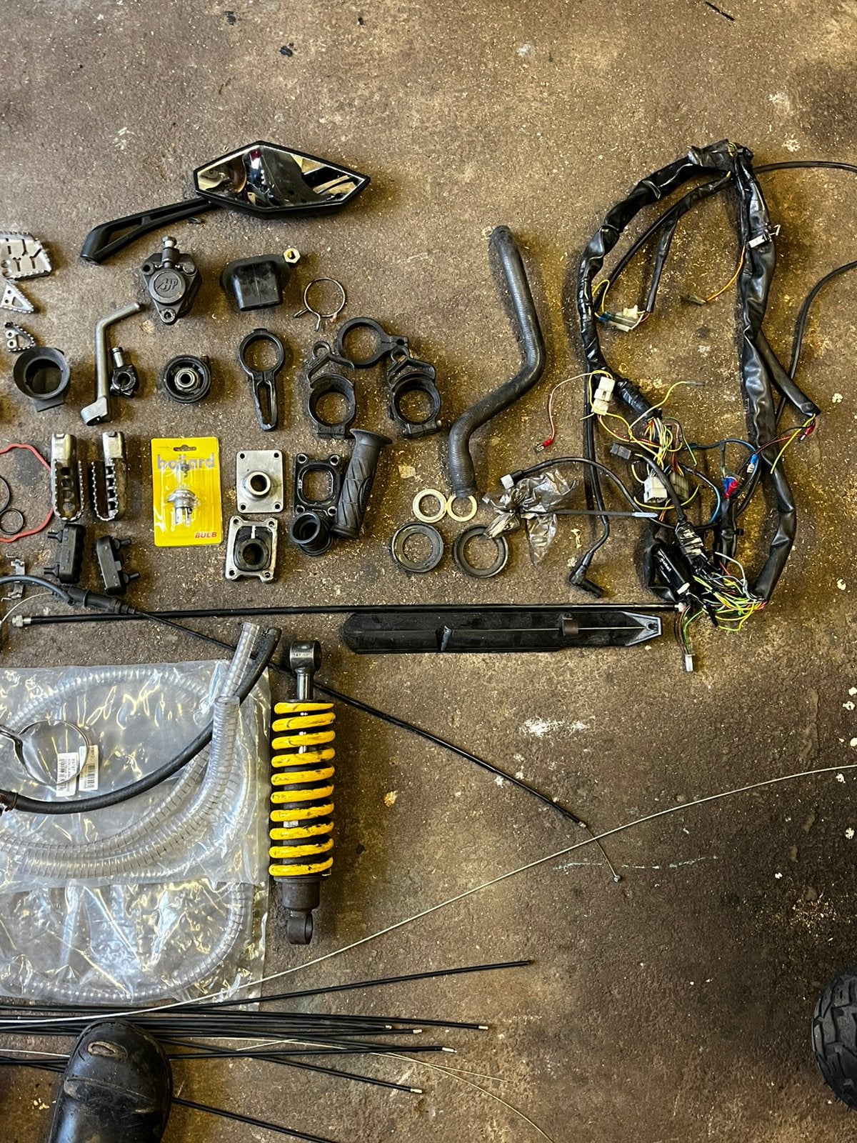 Derbi/aprilia sx 50/schakelbrommer onderdelen, Ophalen