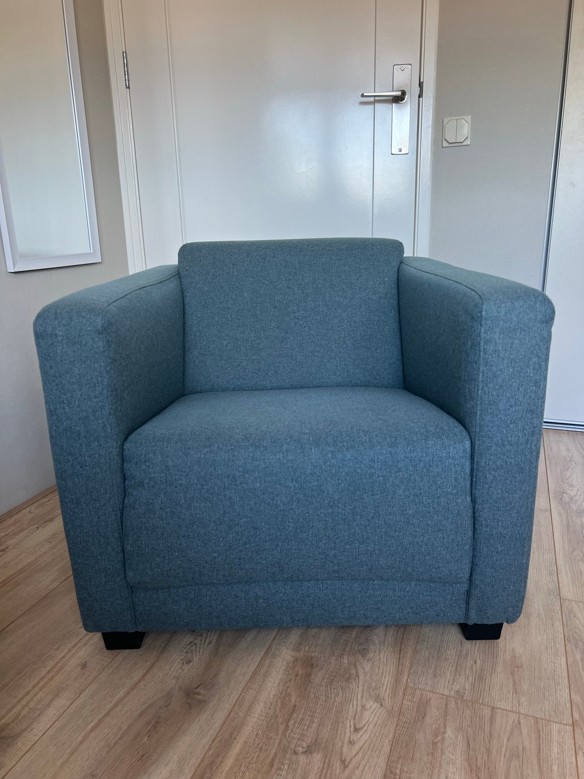 Comfortabele blauwe fauteuil, Ophalen, Gebruikt, Minder dan 75 cm, 75 tot 100 cm