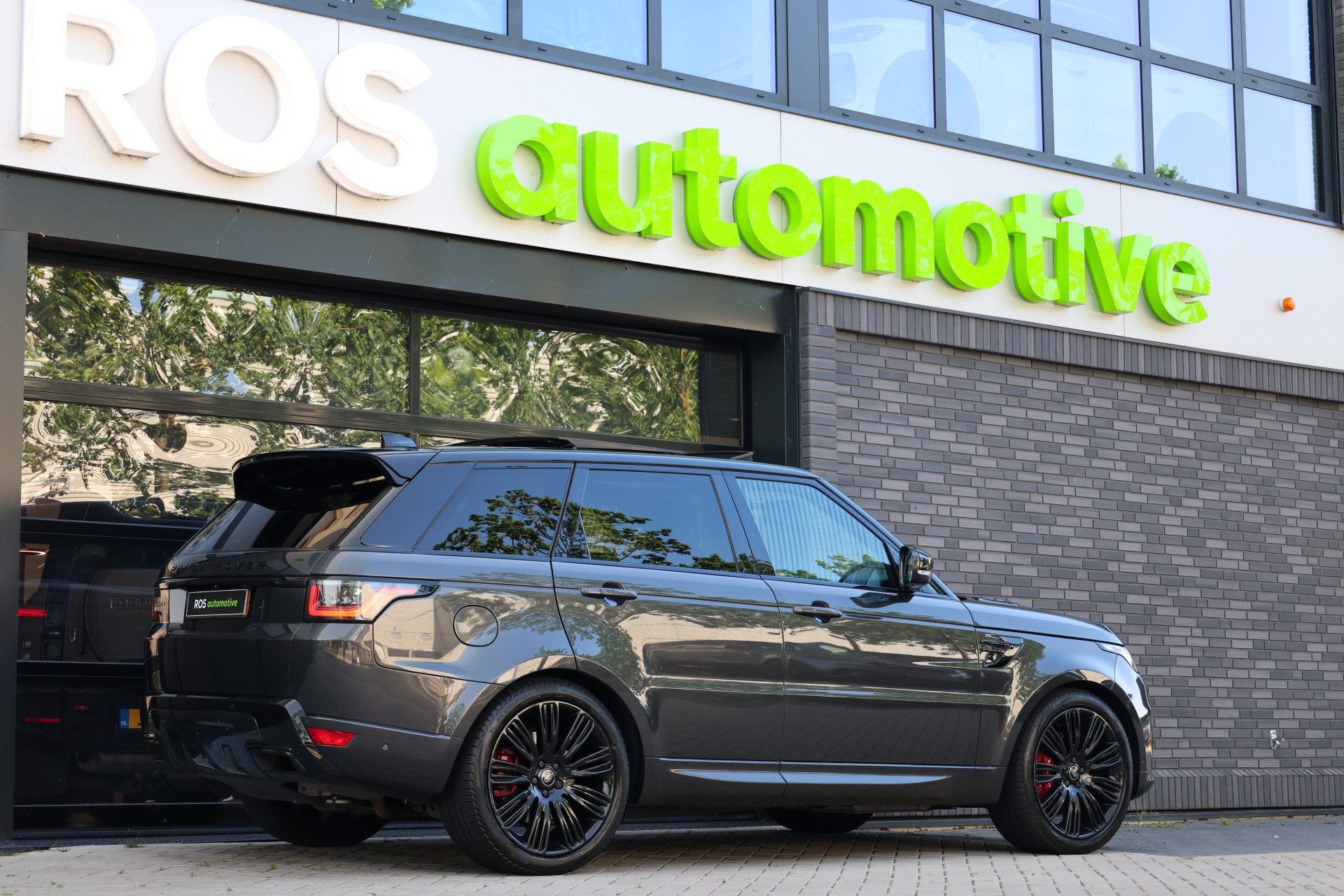 Land Rover Range Rover Sport P400e HSE Dynamic Stealth | NAP, 404 pk, Gebruikt, Euro 6, 4 cilinders