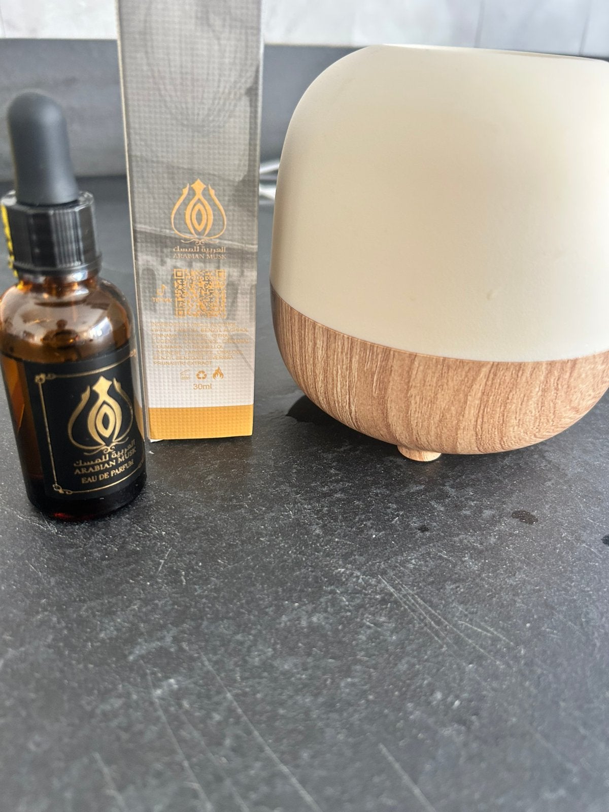 Arabian Musk Eau de parfum paar druppels uit, Ophalen of Verzenden, Zo goed als nieuw